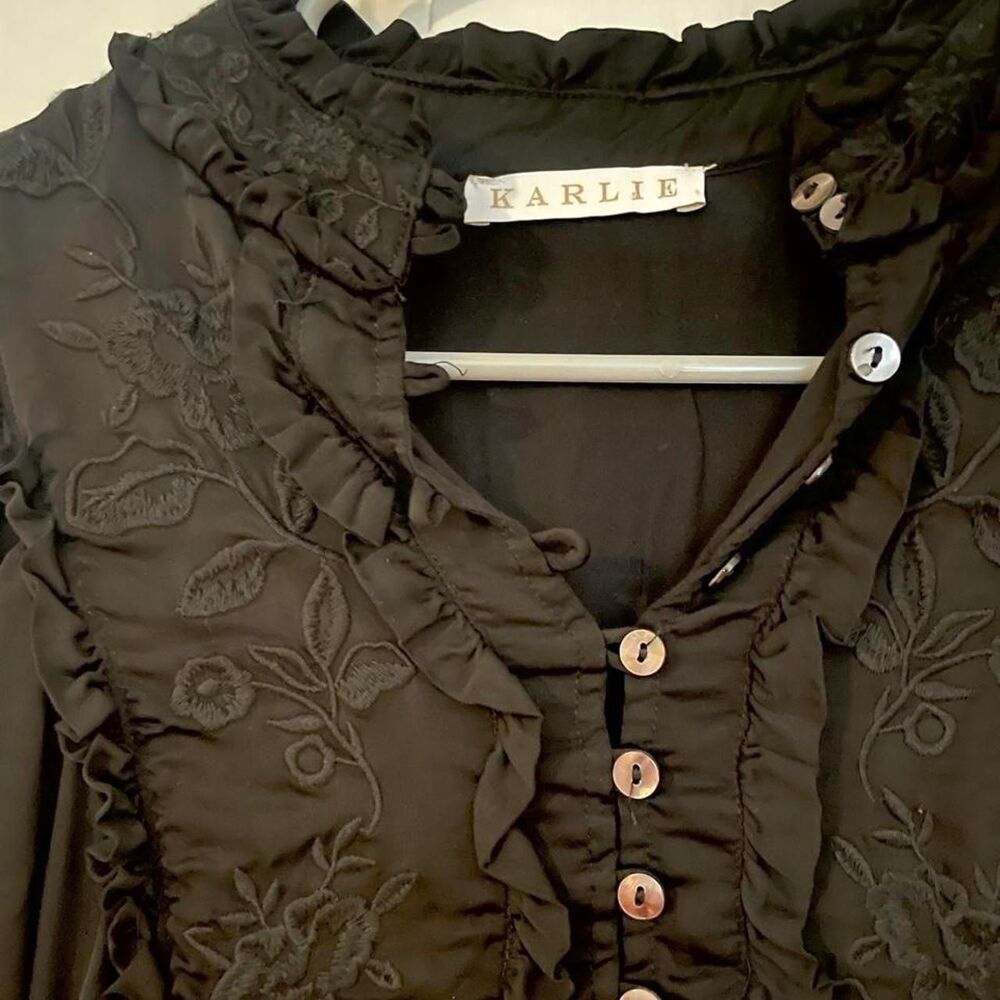 Karlie Women's Black Blouse